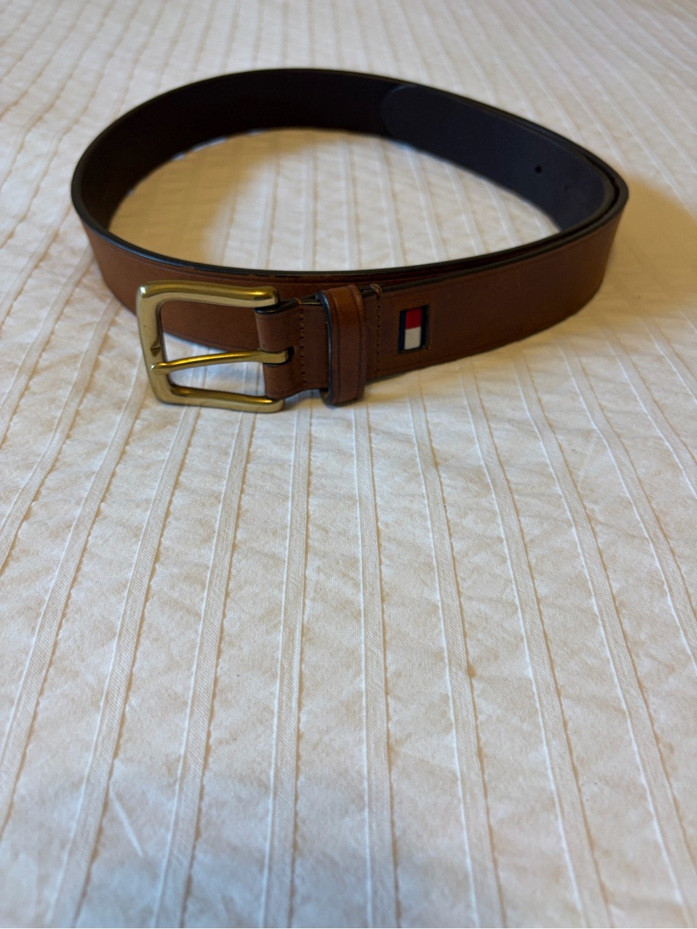 TOMMY HILFIGER - size 38 Flag Loop Leather Belt.